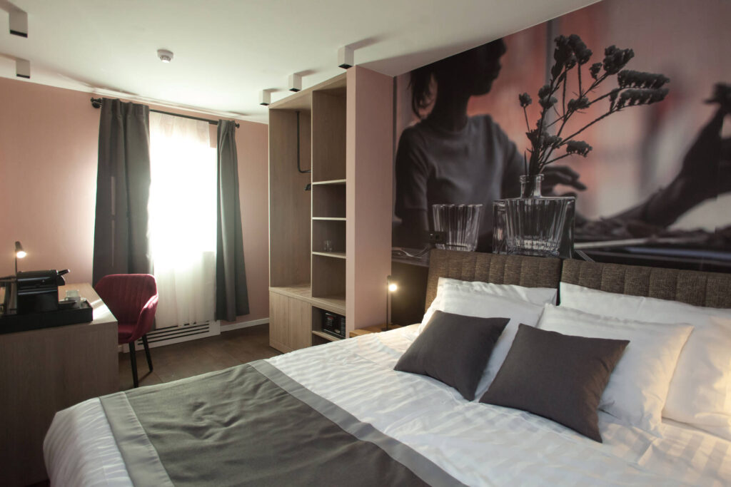 Superior King Room | Camera Hotel Split